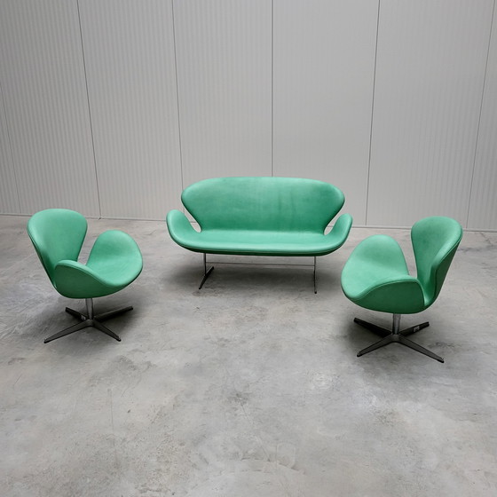 Image 1 of Swan Sofa & 2X Swan Chair By Fritz Hansen Elegance Mintgreen