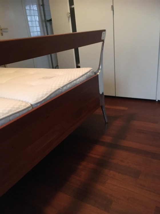 Image 1 of Letto in alluminio color ciliegio di Piet Hein Eek