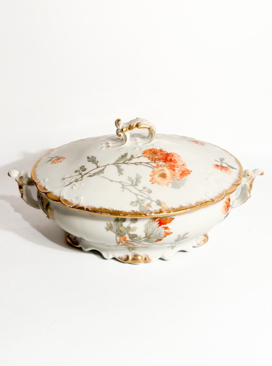 Pair of 1960s Hand-painted Limoges Porcelain Soup Tureens – Table accessories (photo 2 of 16)