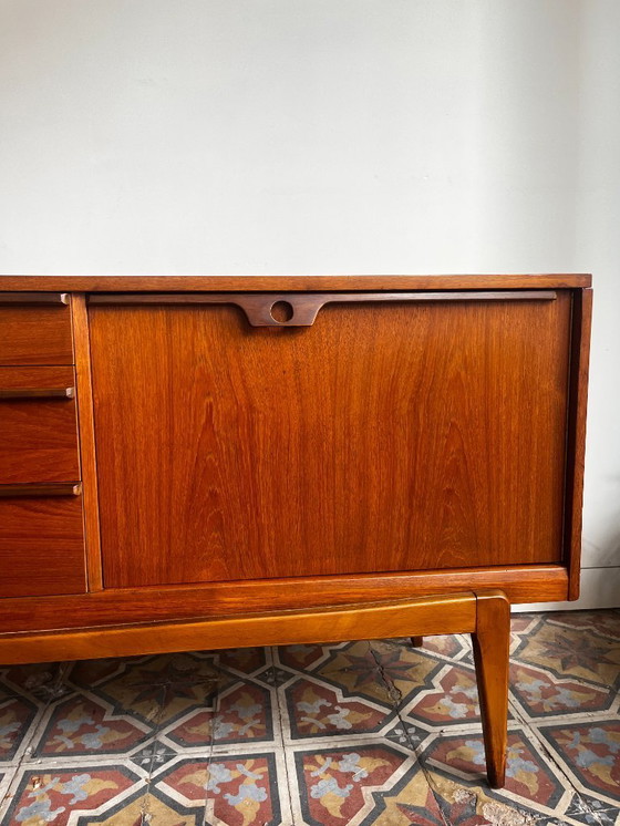 Image 1 of Buffet moderne Mid Century - Stonehill Furniture