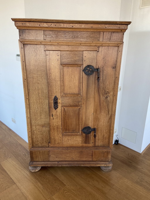 Credenza antica in rovere Spinde, legno di quercia anticato