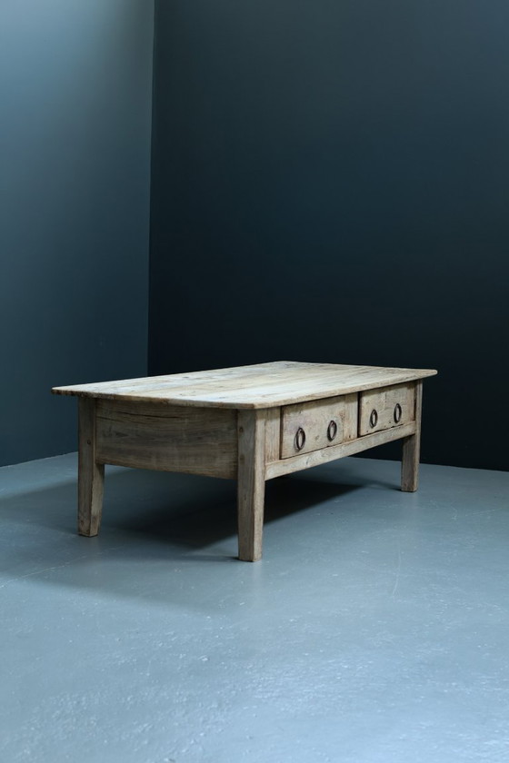 Image 1 of Coffee table Spanish Farm Table
