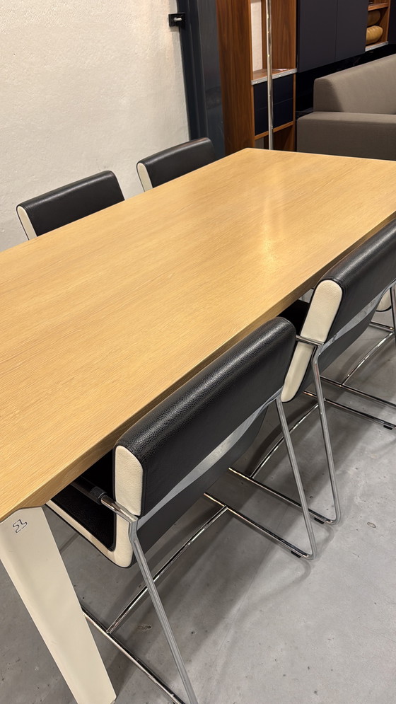 Image 1 of Leolux Kahlia Dining Table Oak 210x100