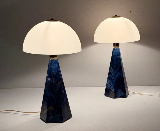 Image 1 of Set di 2 lampade da tavolo vintage con base in marmo 'Lambada da Tavolo', modello: Prisma, Italia