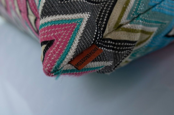 Missoni, Vince Zig Zag Pillow – Polyester (photo 3 of 5)