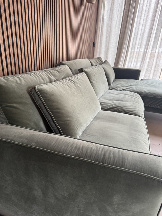 Image 1 of Green corner sofa velvet Melchior interior