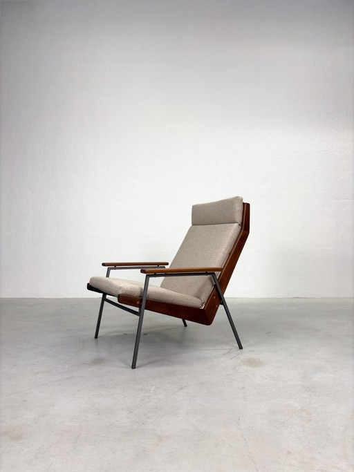 Fauteuil « Lotus 1611 » de Rob Parry pour Gelderland – Wood