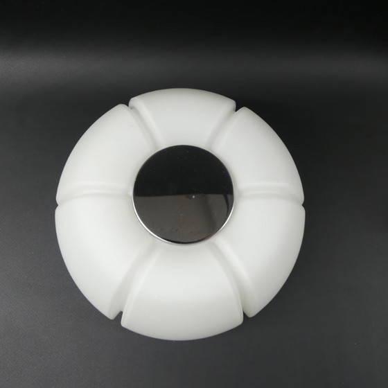 Image 1 of Bloemvormige plafond- of wandlamp van Glashütte Limburg, jaren 70.