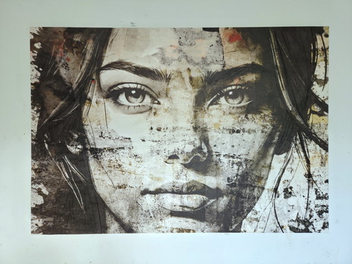 Face 054