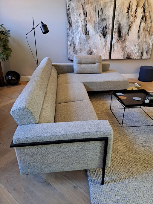 Hoekbank Harvink, wegens verhuizing te koop, 4 jr. oud