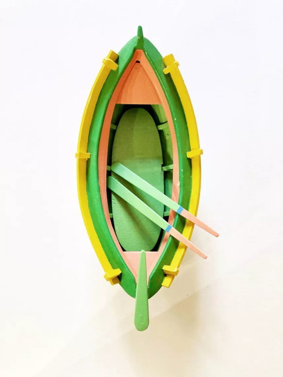 Image 1 of Modellino di barca da pesca in legno dipinto