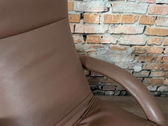 Jori Yoga – Poltrone, Leather, Metal (photo 18 of 18)