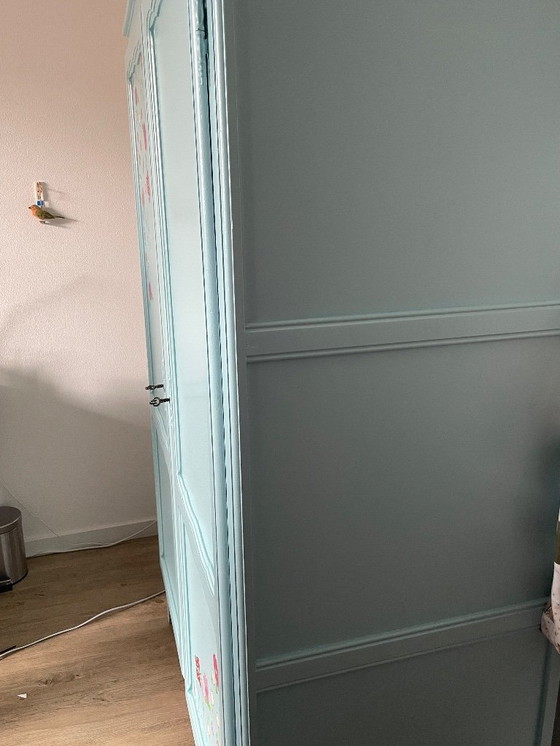 Image 1 of Schöner handbemalter Brocanteschrank