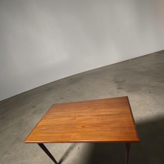 Mid-Century Teak Extendable Dining Table, Danish Design, 1960s – Wood (photo 11 of 14)