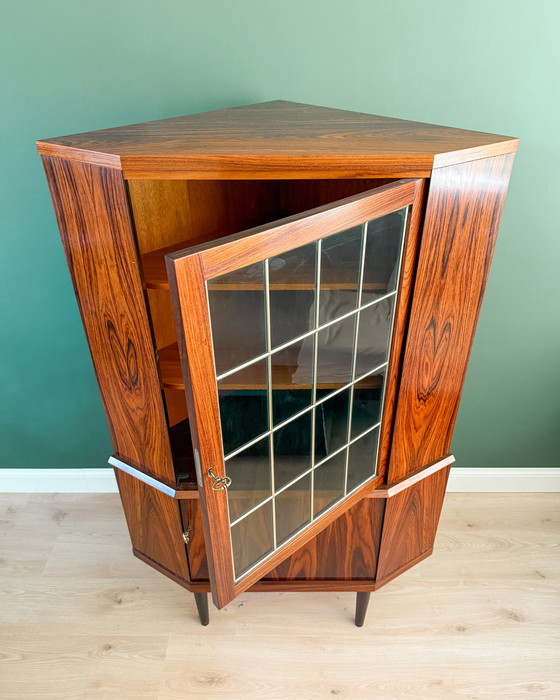 Image 1 of Vintage Deense palissander hoekkast