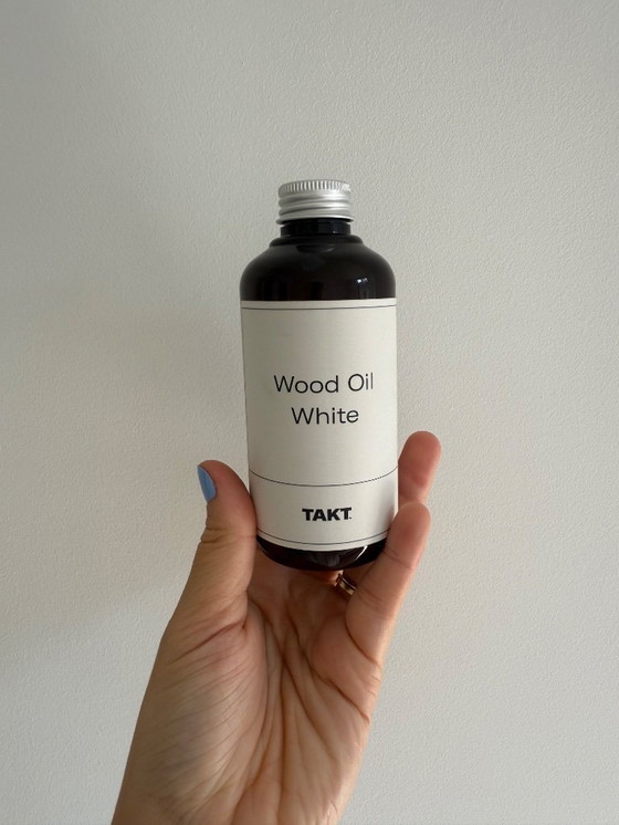 Image 1 of Chaise 2 Takt Cross Bar 75 cm en chêne et cuir