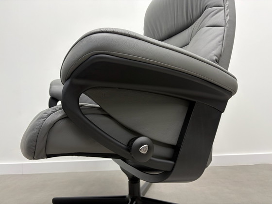 Stressless Sunrise Cross Poltrona + Poggiapiedi Grigio Come nuovo! – Poltrone relax, Pelle, Metallo (photo 8 of 15)