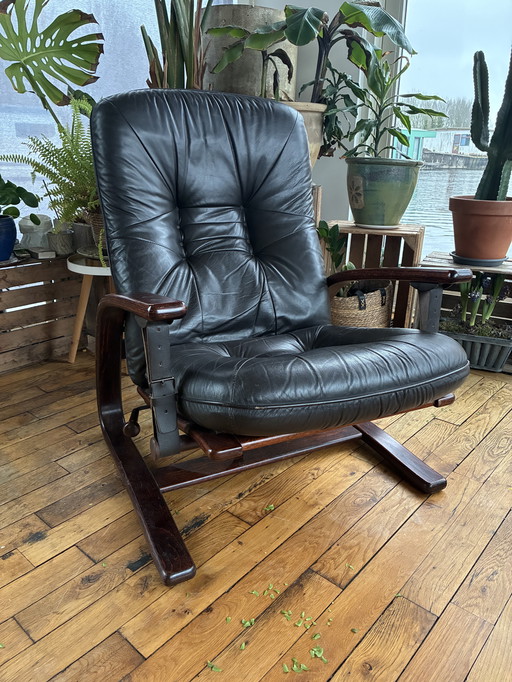 Fauteuil lounge « Panther » de West Nova, Arnt Lande