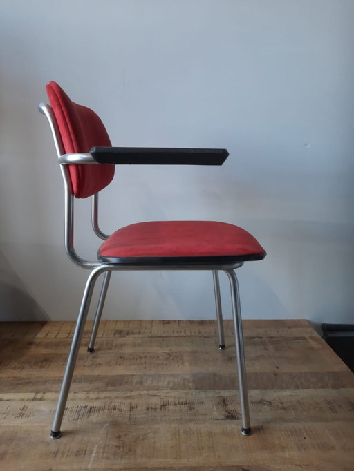 1x Gispen 1235 chair, red upholstered