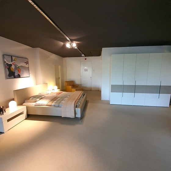 Image 1 of Hülsta Elumo II bed with bedside tables