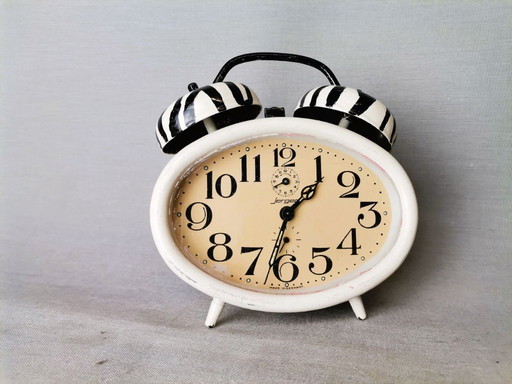 Vintage Duitse wekker met bel van Jerger