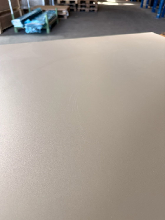 Functionals WT Table | 90 x 90 cm | Karel Martens, Esstische, Metall, Holz, Beige (Foto 7 von 7)