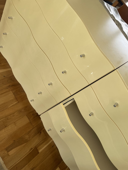Vajer Ikea kast van Tomas Jelinek