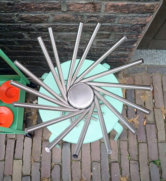 Image 1 of Fruit bowl made of stainless steel tubes