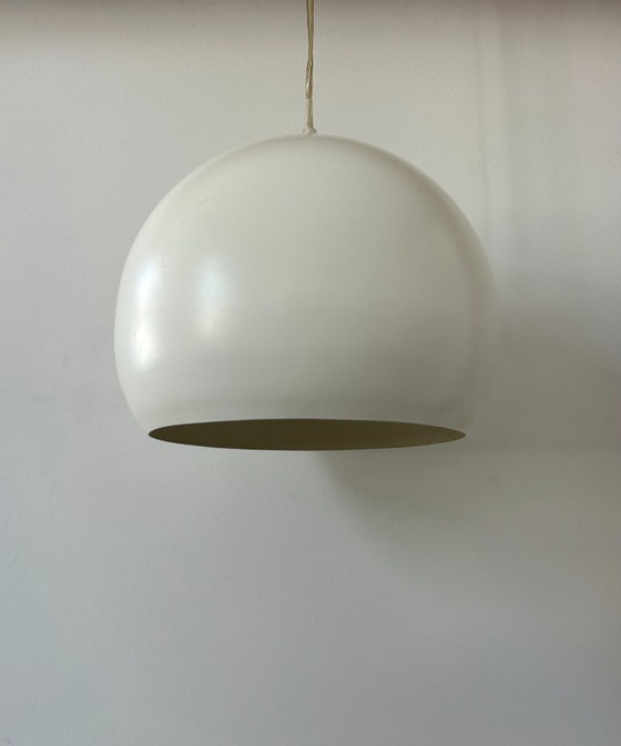 Image 1 of Hanglamp van wit metaal, Frankrijk 1980