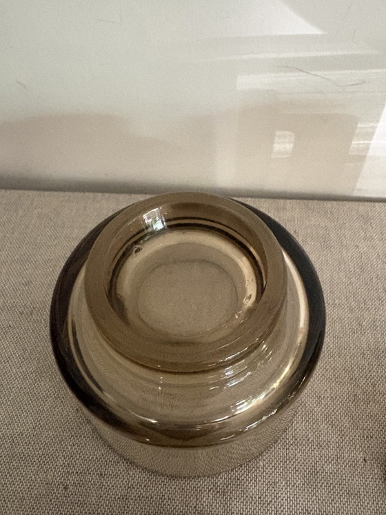 Image 1 of Jarra de leche y azucarero antiguos de Joe Colombo “Arno Italora”, de cristal ahumado.