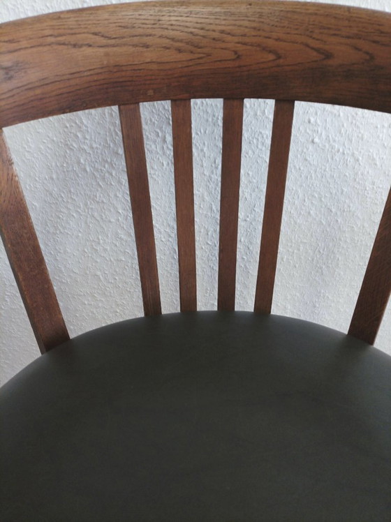 Image 1 of Silla de madera maciza de estilo Gropius/Bauhaus/Art Decó, circa 1920-1940.