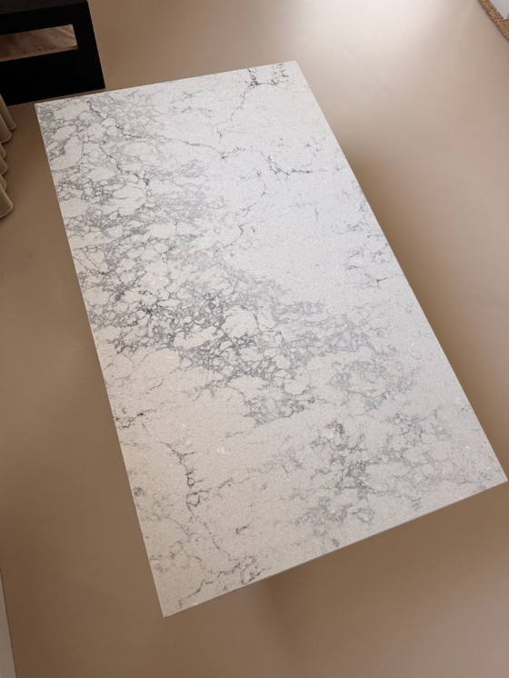 Image 1 of Table basse en granit/marbre - 98 x 58 x 40 cm