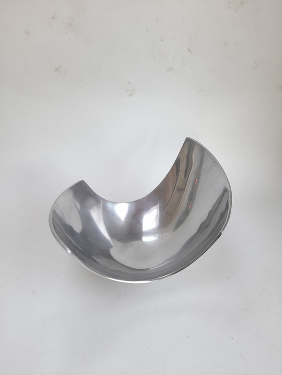 Image 1 of Asymmetrische Obstschale aus Aluminium, 90er Jahre