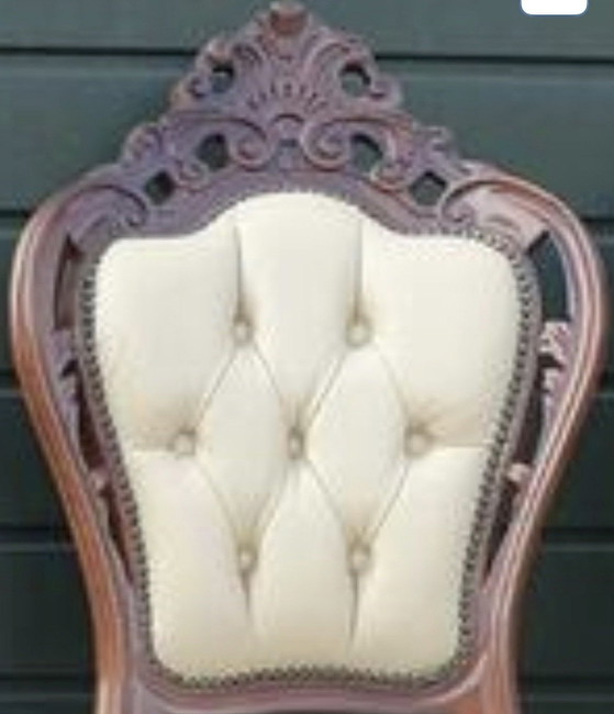 4 Baroque Dining Chairs Leather – Wood (photo 4 of 5)