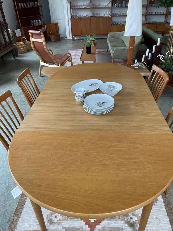 Image 1 of Eikenhouten eettafel, Zweden, 1960