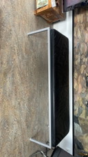 Harvink Sofabank, schwarzes Leder, Metall und Holz