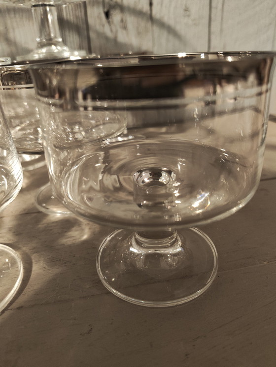 Image 1 of Bicchieri di cristallo tedesco Rosenthal Thomas Porzellan con bordo argentato e stelo corto