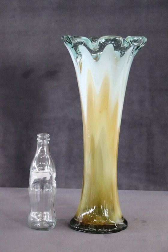 Image 1 of Hohe Vase aus Muranoglas, aus Italien, 1960er Jahre
