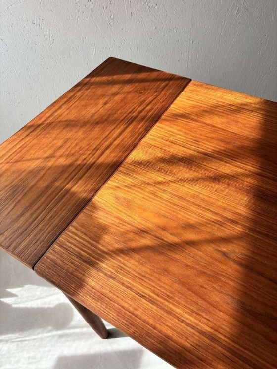 Image 1 of Skandinavisches Design Esstisch massiv Teak 1960s