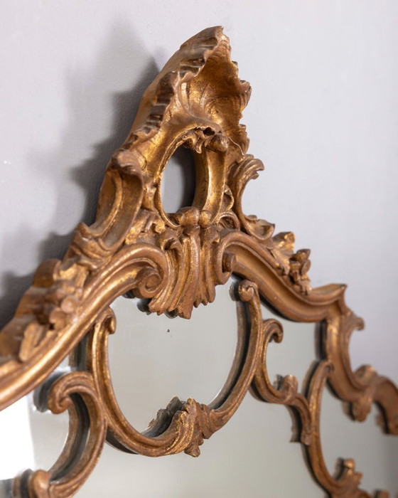 Image 1 of BAROKKE STIJL VERGULDE HOUTEN WANDSPIEGEL UIT HET BEGIN VAN DE 20E EEUW
