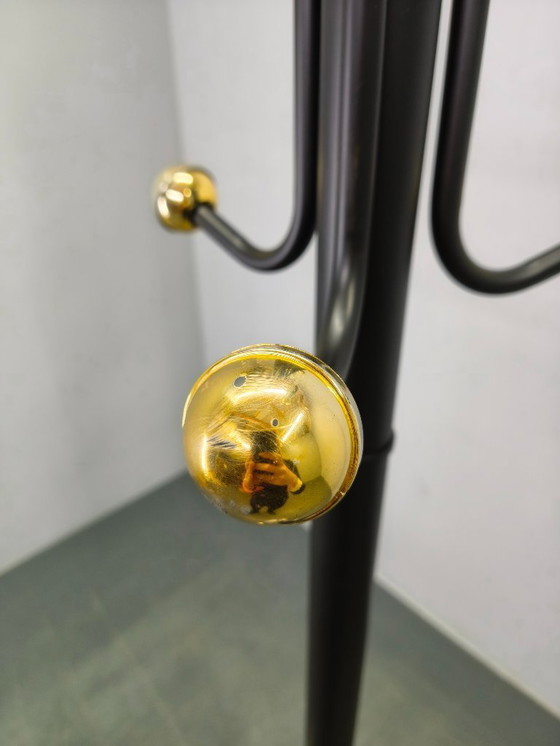 Image 1 of Italiaanse kapstok uit het midden van de 20e eeuw, zwart metaal, plastic en steen, jaren 70