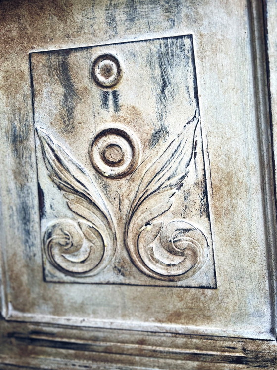 Patinated Antique Comtoise Clock, Bohemian & Vintage Charm, Wood, Creme (photo 11 of 14)