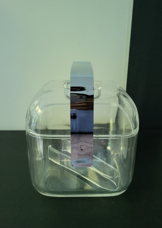 Legendärer transparenter Guzzini-Eiskübel aus den 1970er Jahren. – Küchenzubehör, Plastic, Chrome (photo 6 of 9)