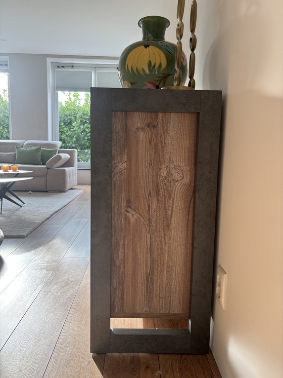 Image 1 of Mobile TV e cassettiera come nuovi / in vendita anche separatamente