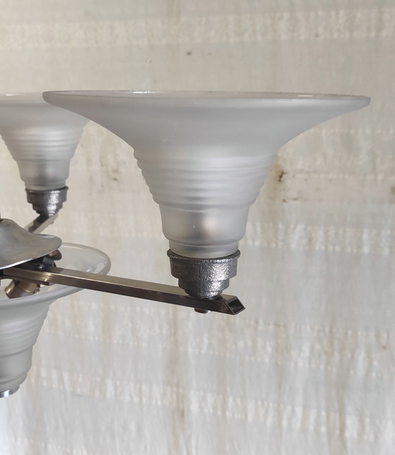 Image 1 of Art Deco kroonluchter met 4 lampen, gemaakt van metaal en glas - jaren 1930/40