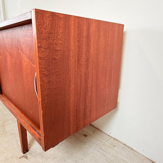 Image 1 of Buffet en acajou de style scandinave