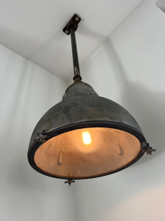 Due lampade a sospensione in stile industriale – Glass (photo 7 of 12)