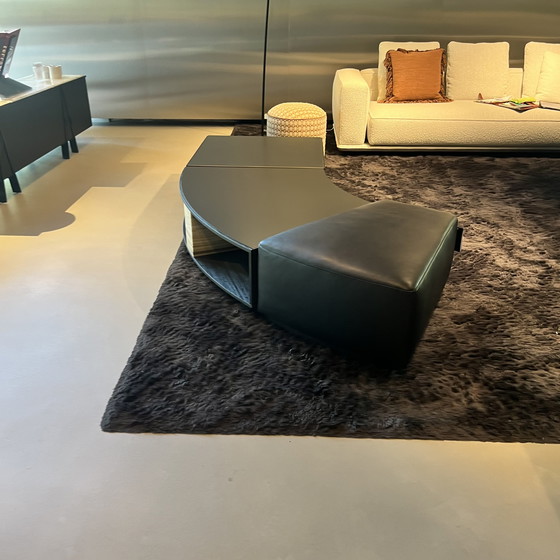 Image 1 of Puf Minotti Daniels y juego de mesa de centro Amber