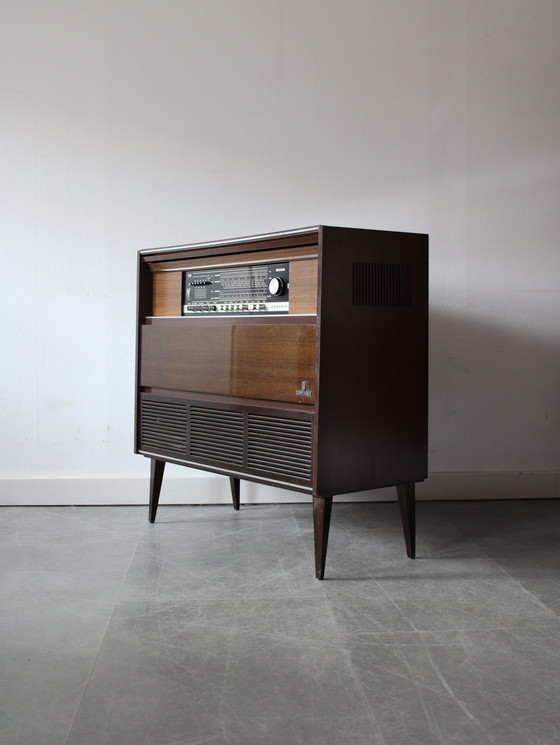 Image 1 of Mobile audio Grundig vintage con giradischi/radio