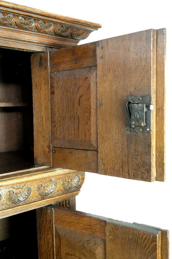 Image 1 of Fino armario Pilaster holandés del siglo XVII